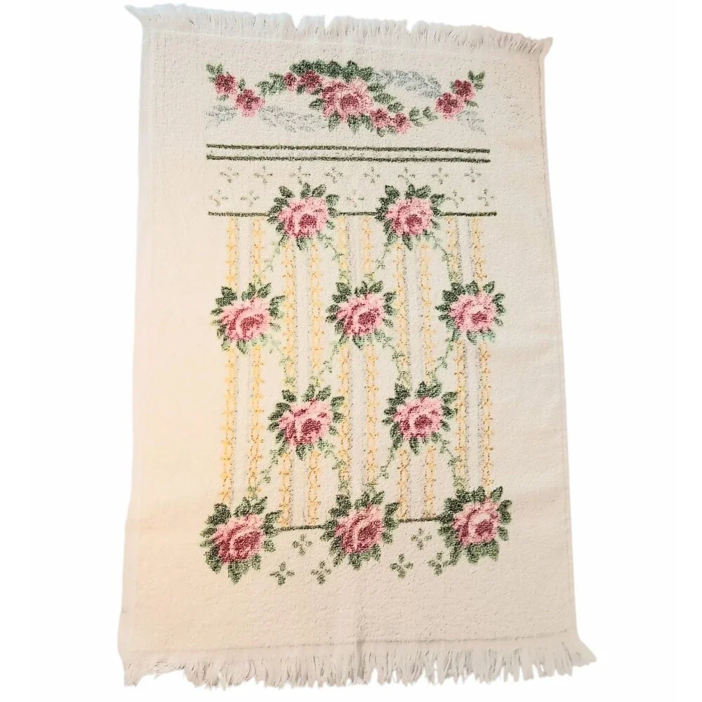 VTG Set Of 2 White & Pink Flowers Floral Towel Tastemaker by JP Stevens 24 x 16